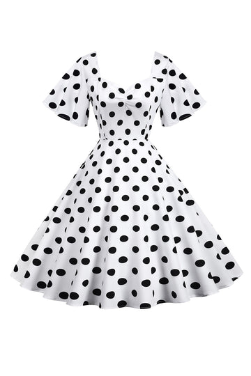 Robe vintage blanche à pois avec manches courtes